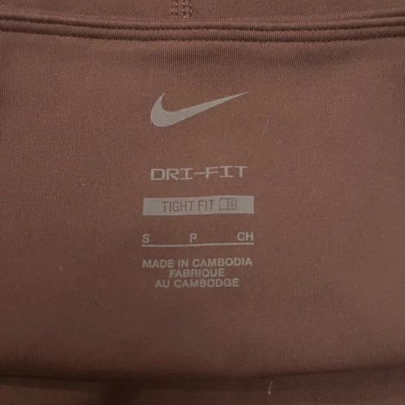 NWT NIKE Athletic Shorts - Picture 4 of 6